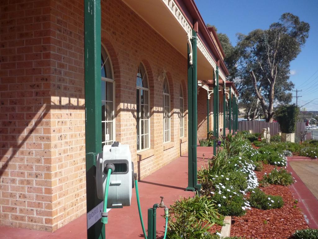 Heritage Motor Inn Goulburn Exterior photo