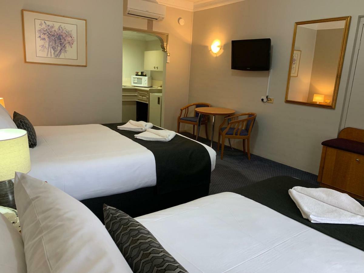 Heritage Motor Inn Goulburn Exterior photo